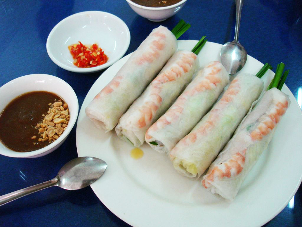 Gỏi Cuốn - "Tươi Mát" Từ Cái Nhìn Đầu Tiên