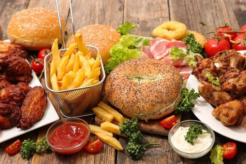 Những "bữa ăn nhanh" phổ biến của dân văn phòng Việt Nam