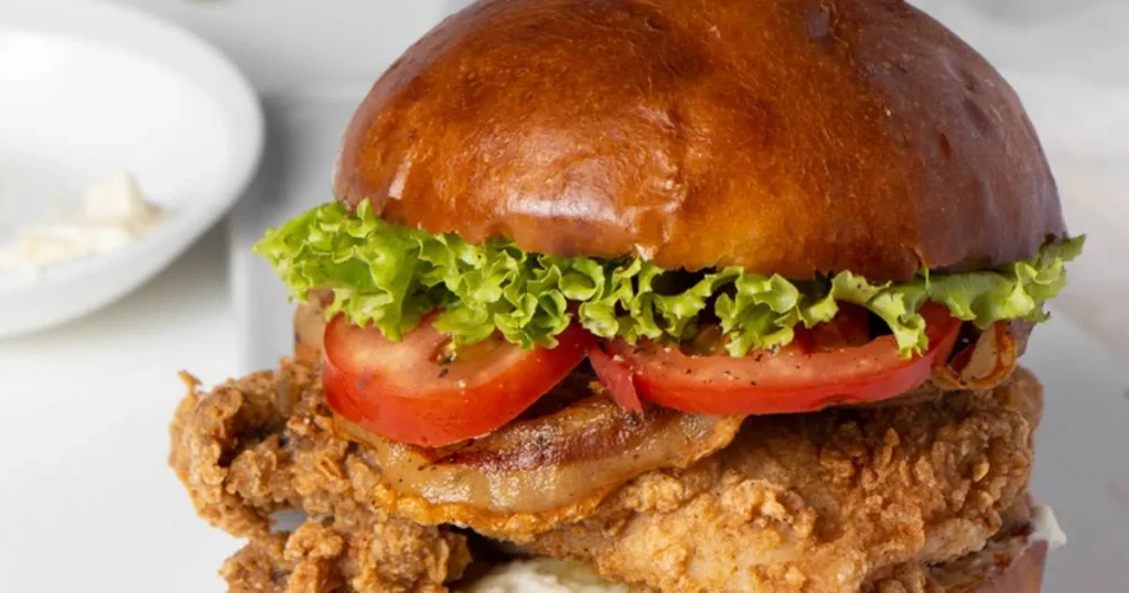 Burger Gà Sốt Teriyaki - Hòa Quyện Hương Vị Á Đông