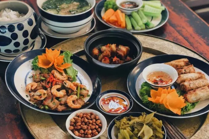 Thực đơn đồ ăn nhanh cho bữa tối là gì? Tại sao chúng lại là "cứu cánh" của người bận rộn?